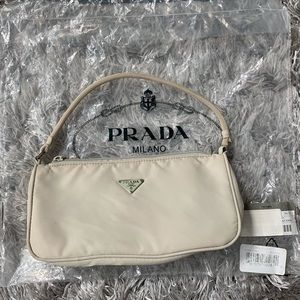 Prada Necessaire Tessuto Sport in Crema